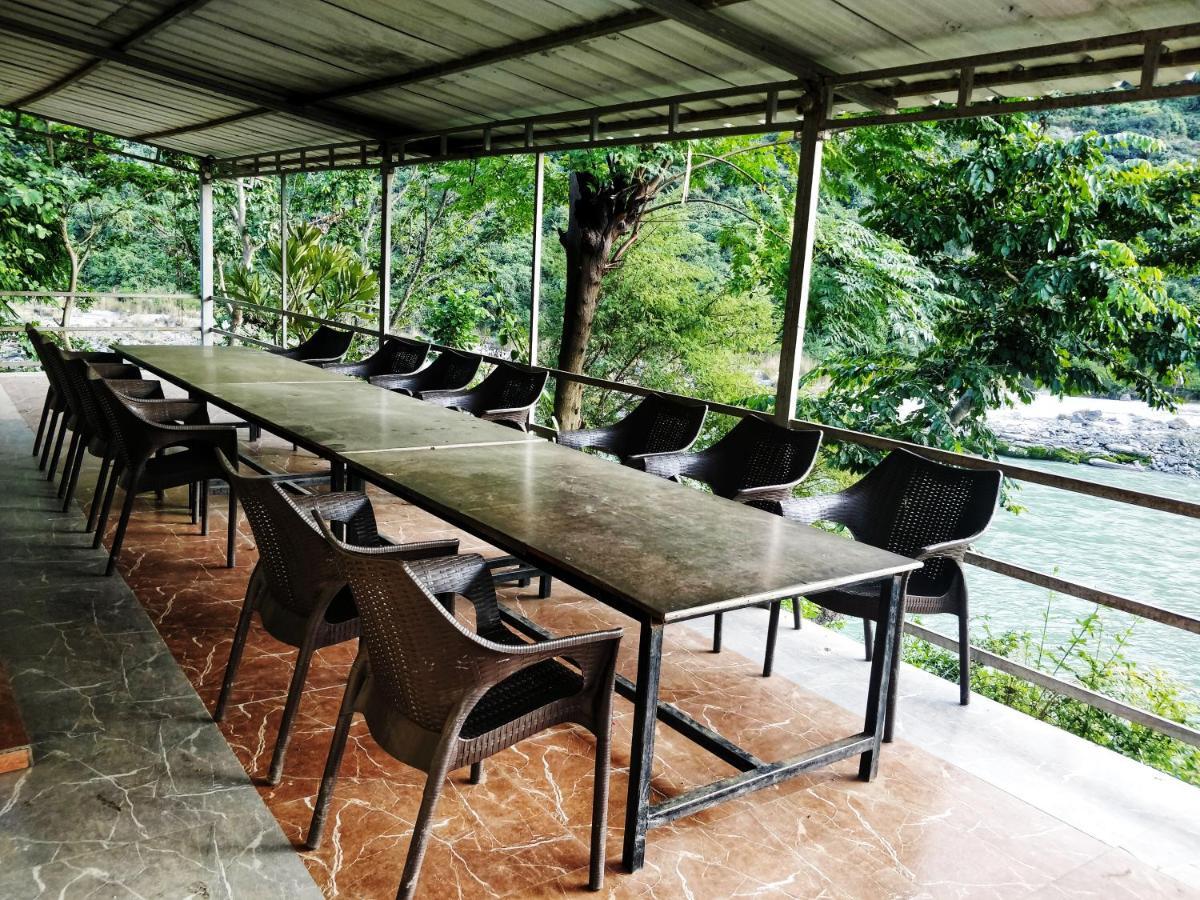 Camp High 5 Jayalgarh Hotel Dāngchura Buitenkant foto