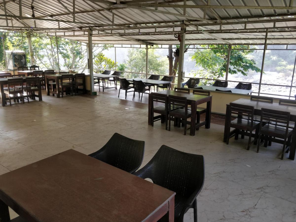 Camp High 5 Jayalgarh Hotel Dāngchura Buitenkant foto